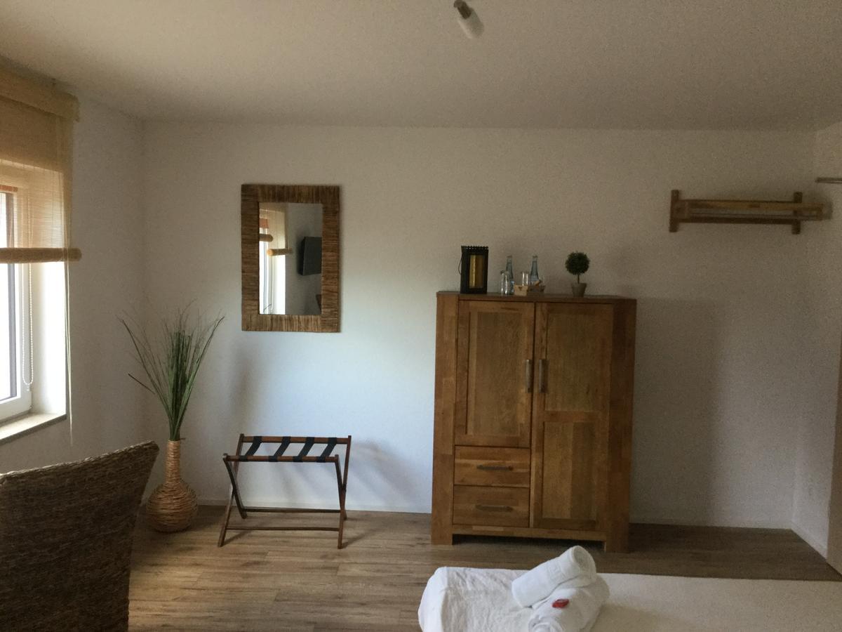 Hotel Zum Alten Schlagbaum Wegberg Buitenkant foto